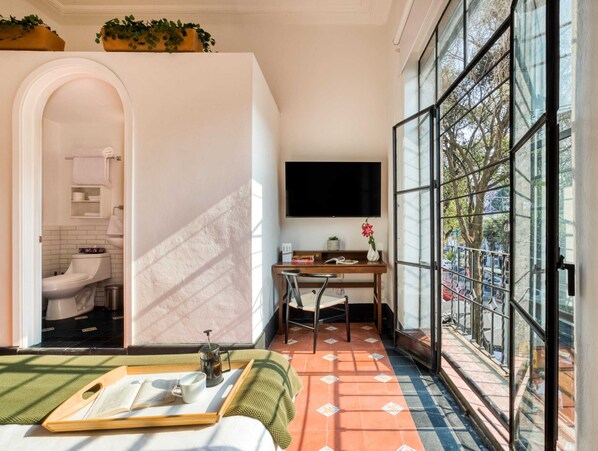 1 Schlafzimmer, Schreibtisch, WLAN, Bettwäsche