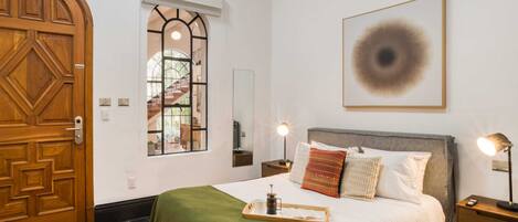 1 soverom, skrivebord, wi-fi og sengetøy