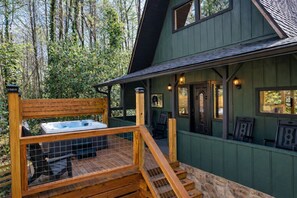 مغطس سبا خارجي