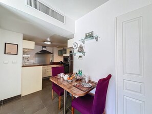 Dining - PAN2 - 2 rooms with pool and terrace (CANNES)