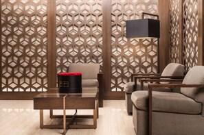 Interior - Gorgeous Murray Hill 1BR w/ Gym & W/D, nr Grand Central, by Blueground (Midtown)