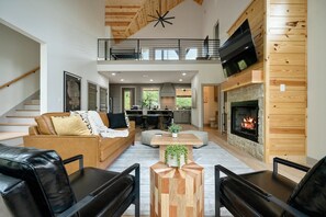 Smart-TV, peis, fotballspill og bøker