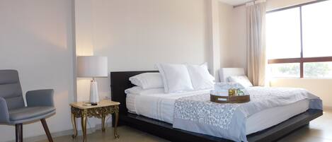 4 chambres, bureau, fer et planche à repasser, Wi-Fi gratuit