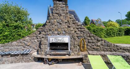 Comfortable home with sauna and swimming spa