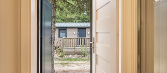 Apartment 'Tiny House Lohmen Garder See' with Private Terrace and Wi-Fi
