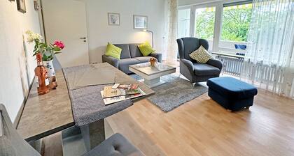 Ferienwohnung "Am Kurpark" mit Balkon und WLAN