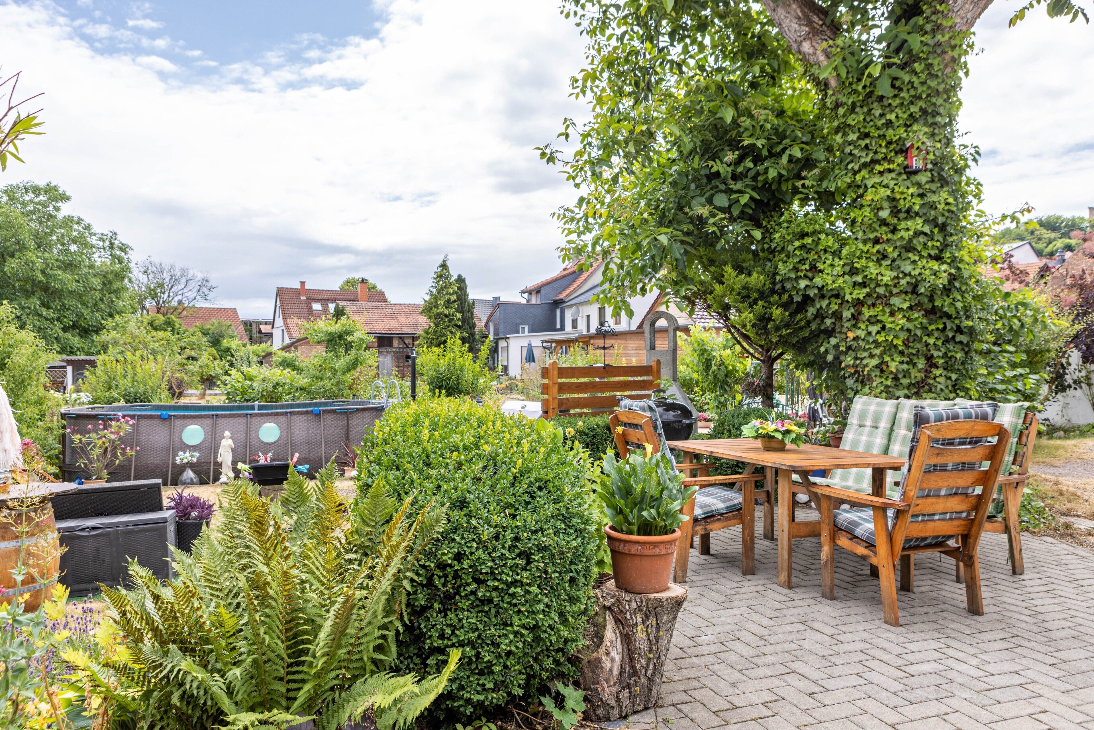 屋外ダイニングエリア