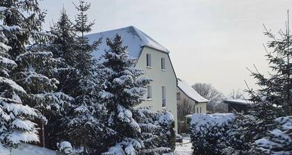 Ferienwohnung Rochlitzer Berg Blick" mit Bergblick und WLAN