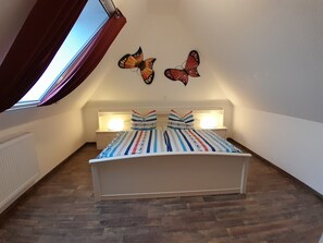 2 Schlafzimmer, Bügeleisen/Bügelbrett, kostenloses WLAN, Bettwäsche