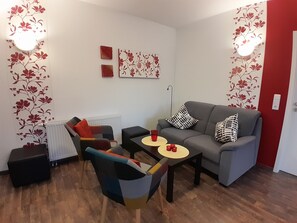 TV, lettore DVD, impianto stereo