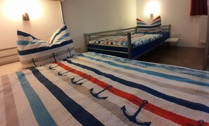 2 camere, ferro/asse da stiro, Wi-Fi gratuito, lenzuola