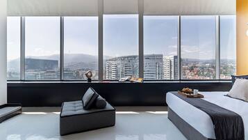 1 bedroom, desk, iron/ironing board, Internet