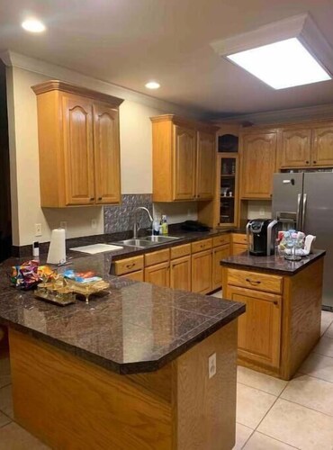 Luxury, modern, homely, near city center