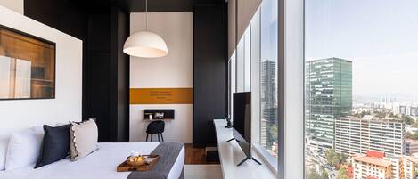 1 chambre, bureau, fer et planche à repasser, Wi-Fi