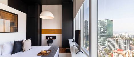 1 bedroom, desk, iron/ironing board, WiFi