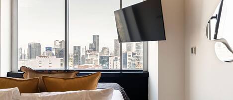 1 bedroom, desk, iron/ironing board, WiFi