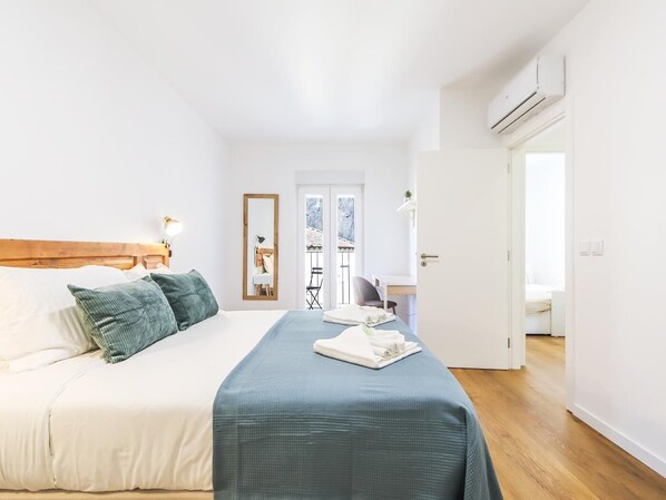 2 bedrooms, iron/ironing board, Internet, bed sheets - Vita Portucale | Campo de Ourique River View 2D (Lisboa)