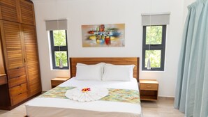 Appartement Confort, 1 très grand lit, cuisine, vue baie