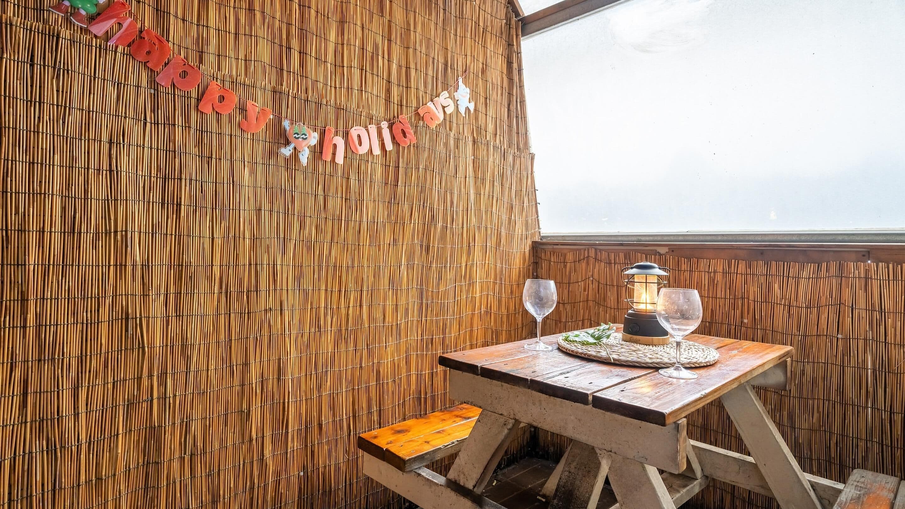 1 개의 침실, 무료 WiFi