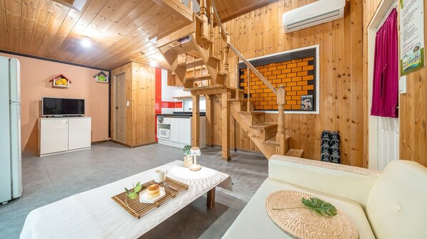 Basic Room, 1 Bedroom (Gemini(No dog allowed in)) | 1 bedroom, free WiFi - Gapyeong Haneuldari pet Pension (Gapyeong)