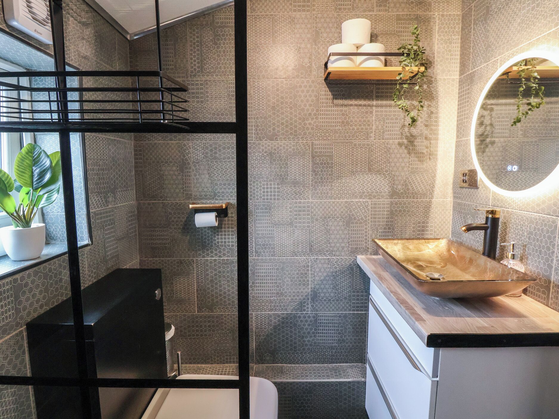 Cottage | Interior
