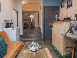 Cottage | Living area