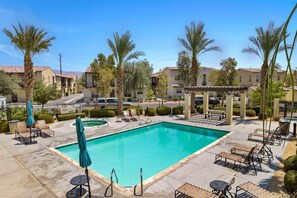 Pool - Cozy 2-bedroom condo with WiFi, AC in Palm Desert.  (Palm Desert)