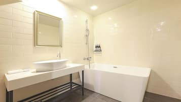 Tomannsrom – familie | Bad