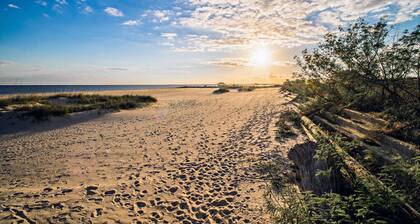 Hotel Pass Christian Queen Suite 305