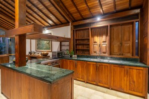 Private kitchen - Riverside 4BR Villa w/Jungle View @Canggu by RPM (Badung State)