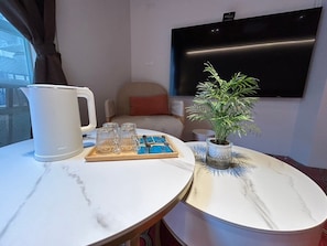 Comfort House, 3 Bedrooms, Non Smoking, Private Bathroom | Desk, soundproofing, free WiFi, bed sheets - Mansion122 (Chiayi City)