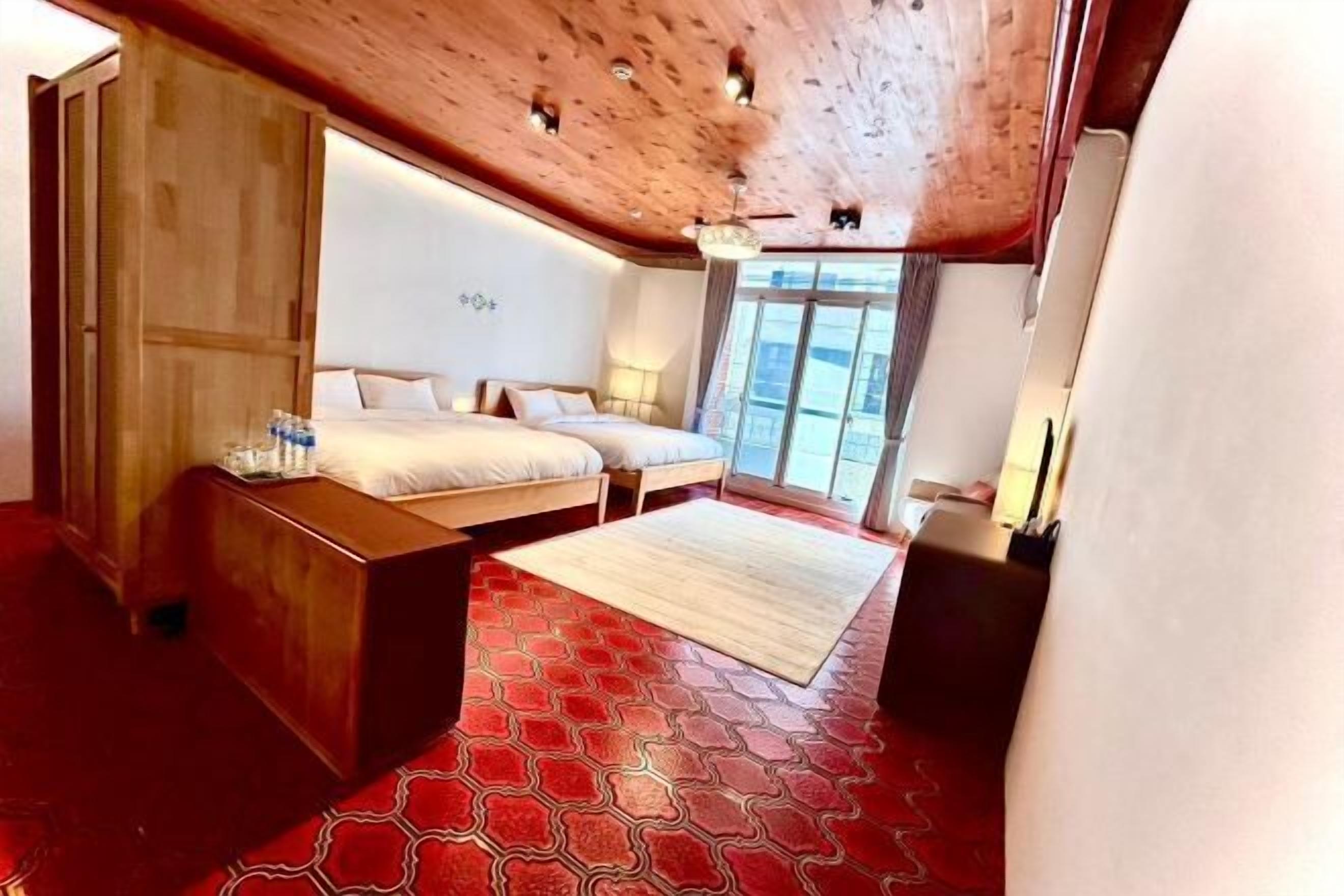 Schreibtisch, schallisolierte Zimmer, kostenloses WLAN, Bettwäsche