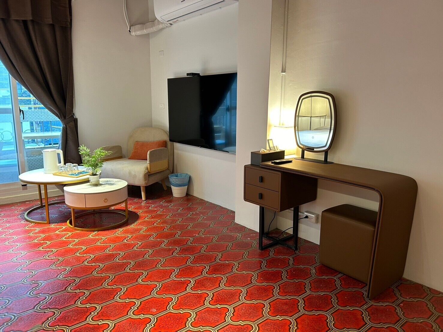 舒適獨棟房屋, 3 間臥室, 非吸煙房, 私人浴室 | 書桌、隔音、免費無線上網、床單