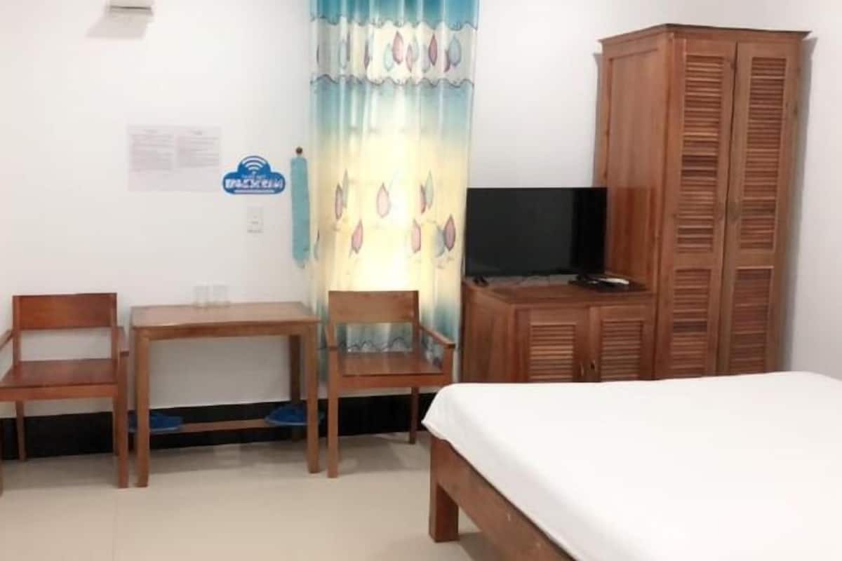 1 bedroom, desk, free WiFi