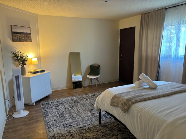 2 多间卧室、旅行婴儿床、免费 WiFi、床单