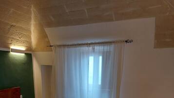 Comfort Penthouse, 1 Bedroom, Non Smoking, Mountain View | 1 bedroom, Egyptian cotton sheets, premium bedding, Select Comfort beds