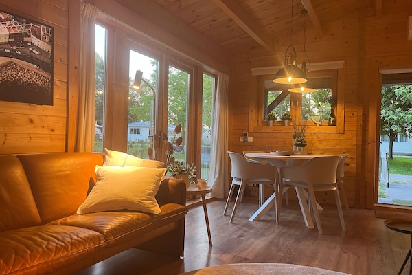 Een smart-tv en een stereo