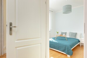 1 bedroom, individually decorated, individually furnished, desk - Apartment With Garden by Renters (Gdansk)