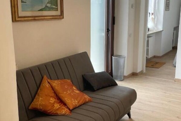Living area - Apartment sleeps 4 (Verona)