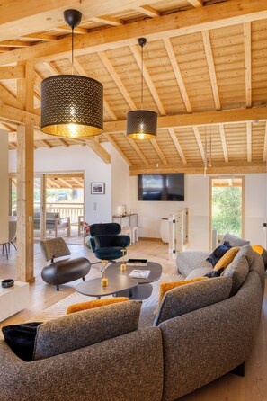 TV connectée, cheminée