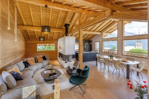 TV connectée, cheminée