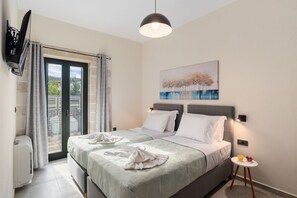 3 bedrooms, iron/ironing board, travel cot, free WiFi - Brand new Villa Volakas BY APOKORONAS VILLAS (Gavalochori)