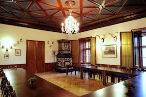 Dining - Zamek Krtiny  (Krtiny)
