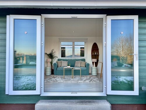 NEW - Surf Shack - on a lake near Amsterdam!