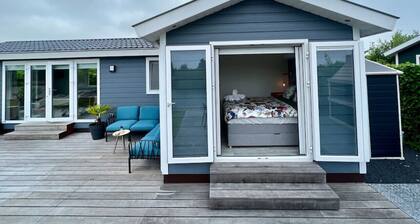 NEW - Waterfont Villa08 - on a lake near Amsterdam