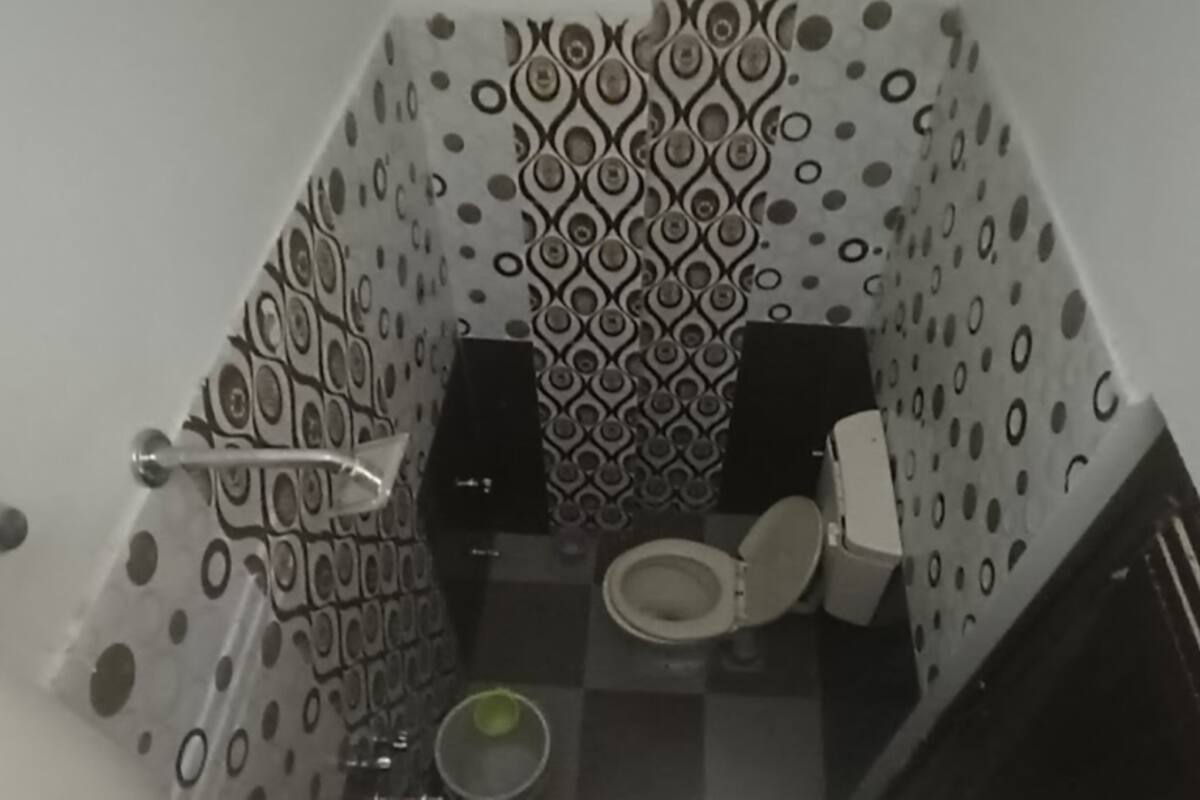 Standard-Dreibettzimmer | Badezimmer