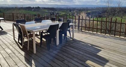 Maison Melodynelson 14 personnes 2 nuits avec jacuzzi a l année