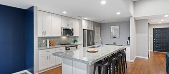 Dallas Retreat: Modern Design