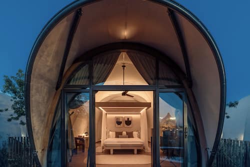 Couples Cabana with Plunge Pool