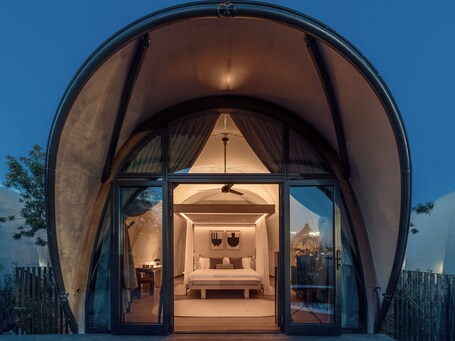 91 Athens Riviera, The Resort - Image 36